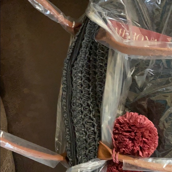 Merona Pom Pom Bag - Picture 7 of 8